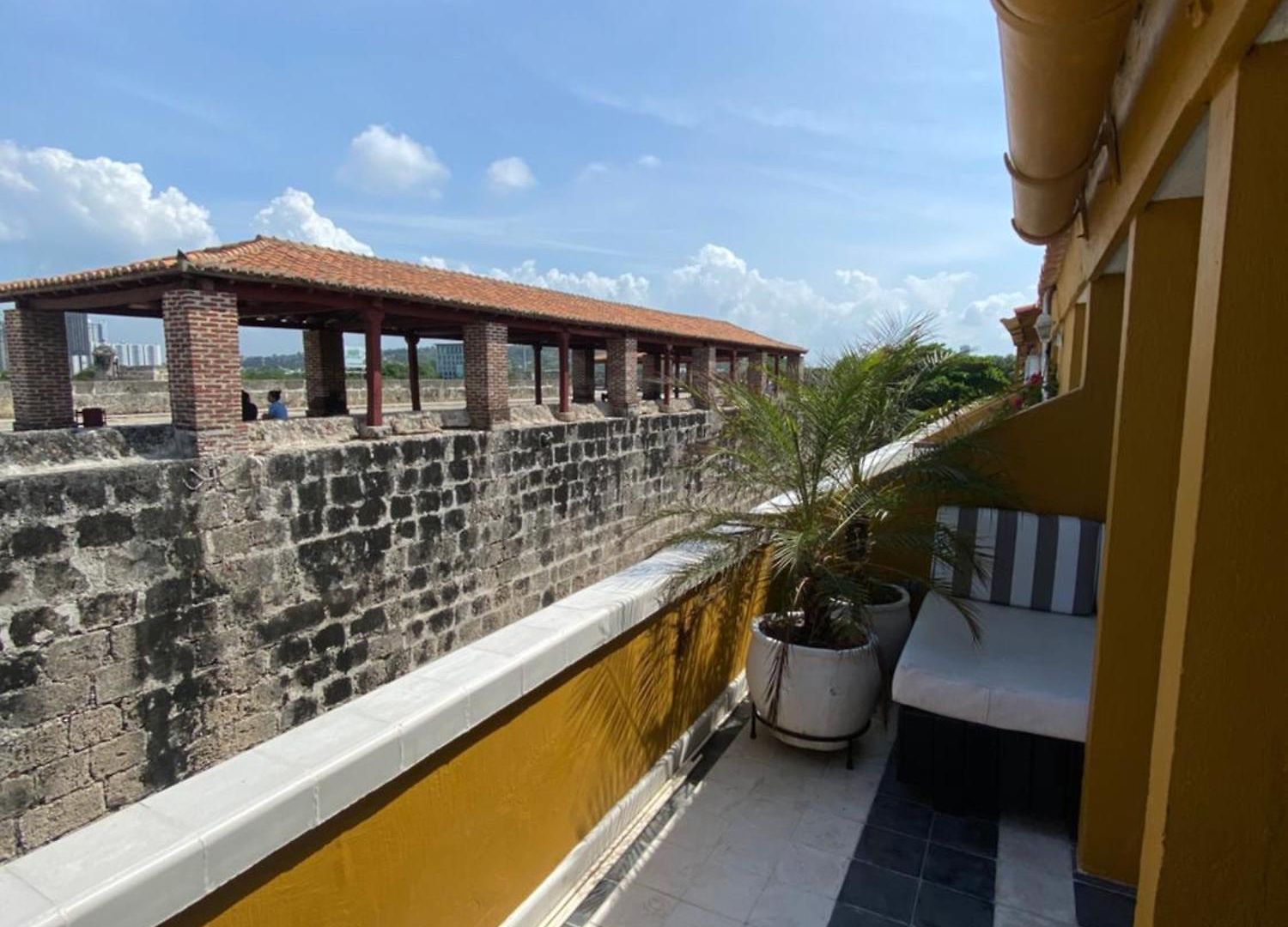 Duplex Vista Al Mar Y Murallas Nuevo En La Ciudad Amurallada * Cartagena