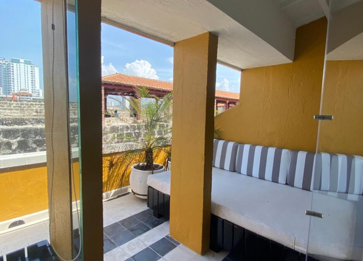 Duplex Vista Al Mar Y Murallas Nuevo En La Ciudad Amurallada Apartment