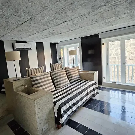 Apartamento Apartamento Duplex Vista Al Mar Y Murallas Nuevo En La Ciudad Amurallada *