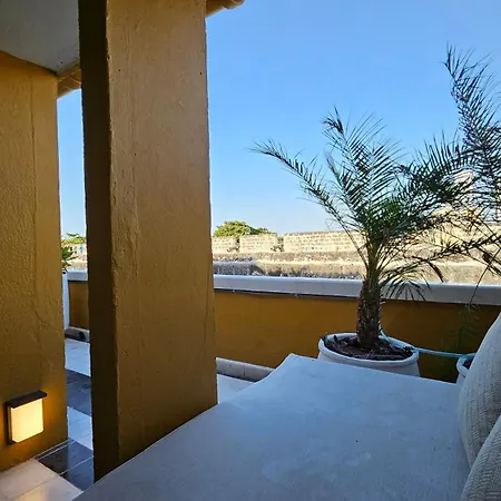 Apartamento Duplex Vista Al Mar Y Murallas Nuevo En La Ciudad Amurallada