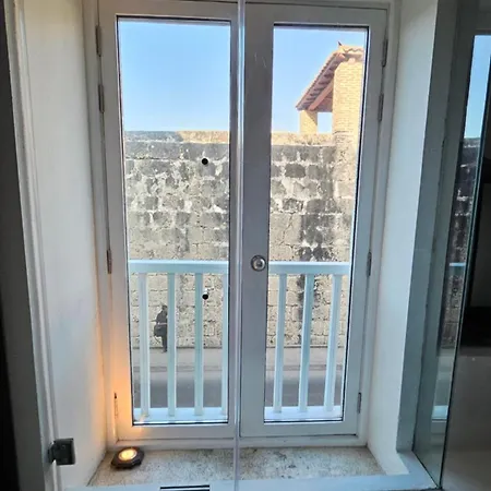 Apartamento Duplex Vista Al Mar Y Murallas Nuevo En La Ciudad Amurallada