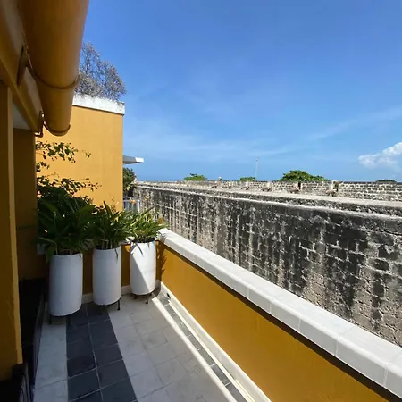 Apartamento Duplex Vista Al Mar Y Murallas Nuevo En La Ciudad Amurallada * Cartagena