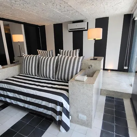 Apartamento Apartamento Duplex Vista Al Mar Y Murallas Nuevo En La Ciudad Amurallada